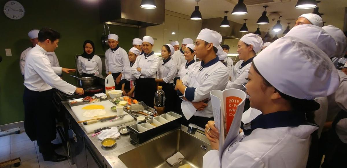 The Sages Institute & Chungkang College at Kitchen